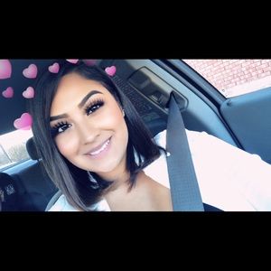 Meet your Posher, Briana